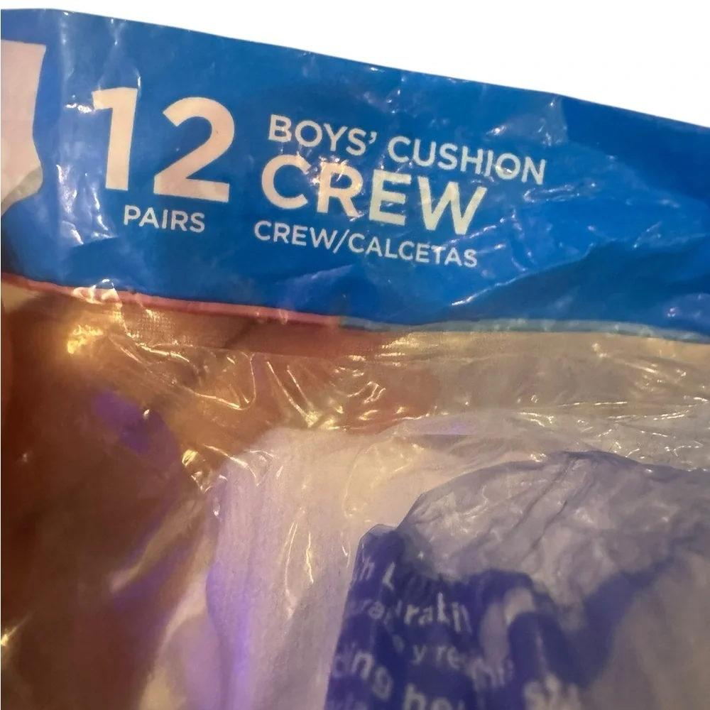 12 Youth White crew Socks - Small Size